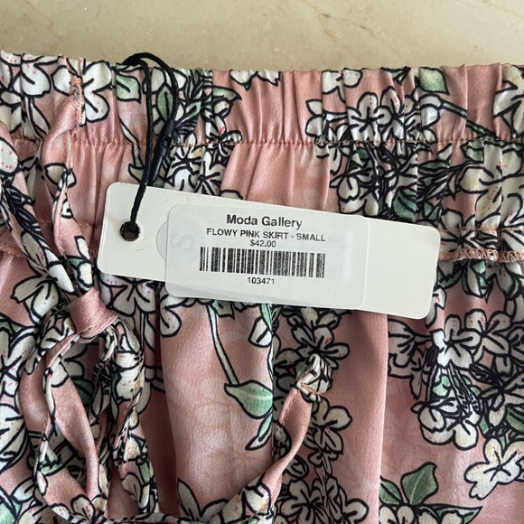 OVIANCA SKIRT - Picture 3 of 3